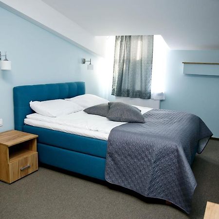 Hotel Pod Wiatrakiem Warta Exteriér fotografie