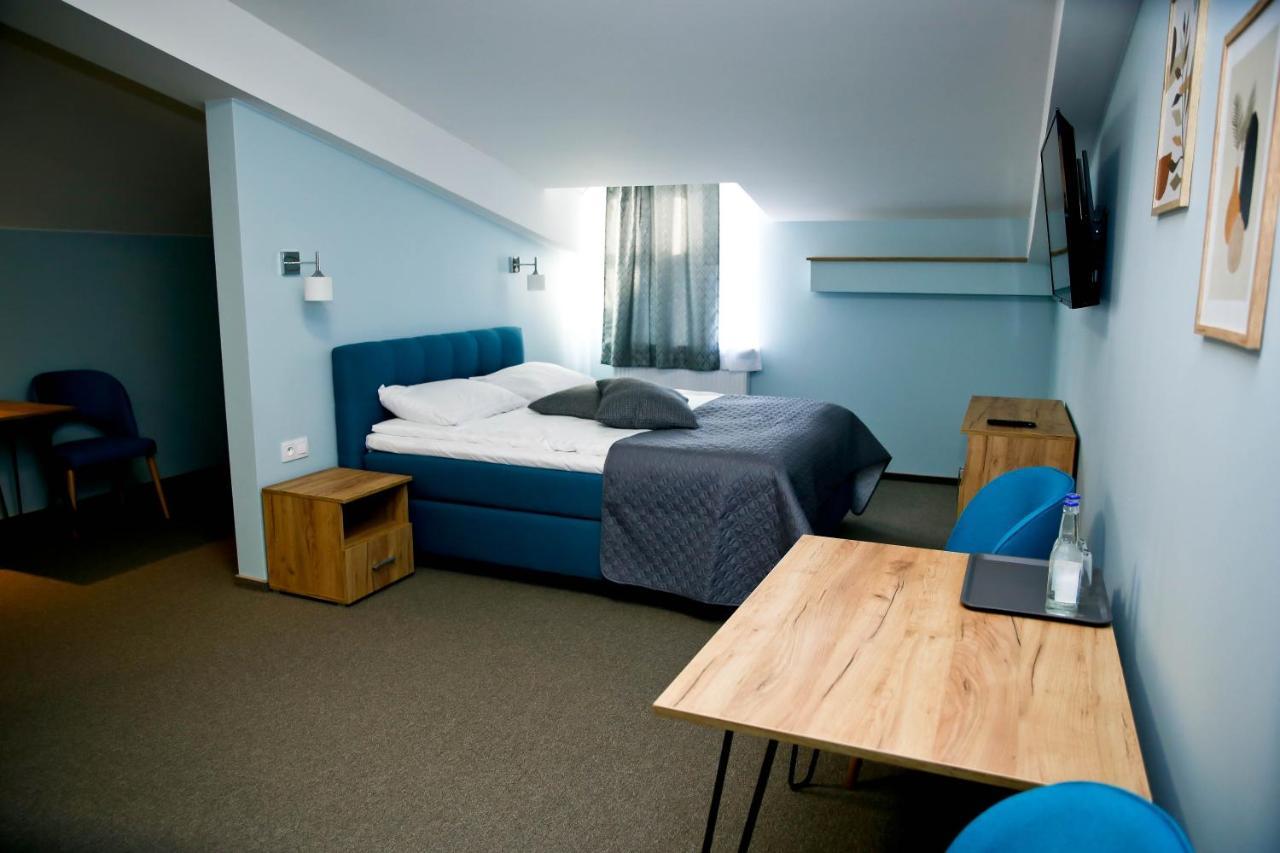 Hotel Pod Wiatrakiem Warta Exteriér fotografie